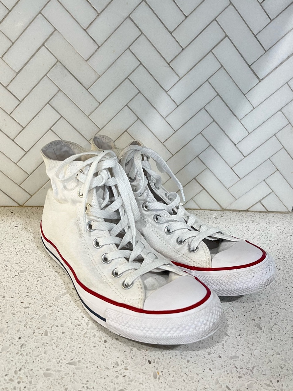 Converse Chuck Taylor All-Star High Top Shoes W:9/M:7